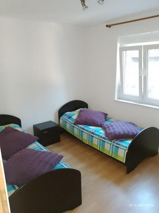 Apartman Tomic - Copacabana Beach אוקרוג גורניי מראה חיצוני תמונה